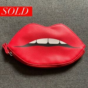 👄 Nyx Red Lips Cosmetic Bag 👄